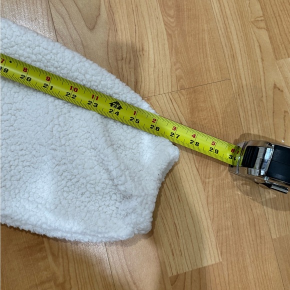 Hollister Gilly Hicks Sherpa Quarter-Zip Pullover - Picture 7 of 7